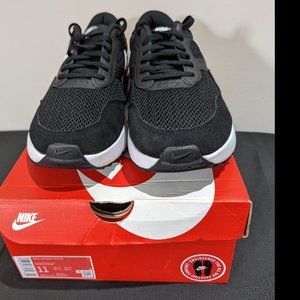 Mens Nike AIR MAX SYSTEM Black/White Size 11